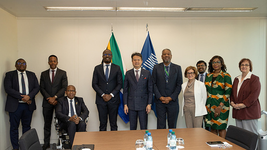 WIPO Director General Meets Deputy Minister of Trade, Industry, and Competition of South Africa On July 9, 2025, WIPO Director General Daren Tang (right) met with Zuko Godlimpi, Deputy Minister of Trade, Industry, and Competition of https://www.wipo.int/directory/en/details.jsp?country_code=ZA . They met on the sidelines of the https://www.wipo.int/en/web/assemblies/a66/ , held in Geneva, Switzerland from July 8-17, 2025. Copyright: WIPO. Photo: Emmanuel Berrod. This work is licensed under a https://creativecommons.org/licenses/by/4.0/ .